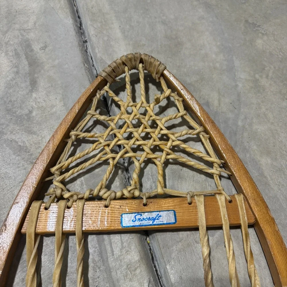 Vintage Pair Snowshoes By Snocraft Norway Maine USA 13x33 Leather w/ Bindings